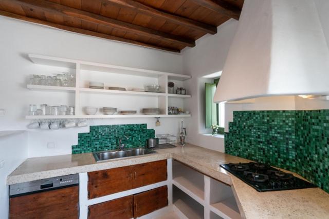 Apartamento Irilia, Private Pool With Unrestricted Sea View